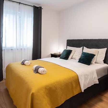 Design 2Bdr Apartment With Balcony- Free Parking Zágráb Kültér fotó
