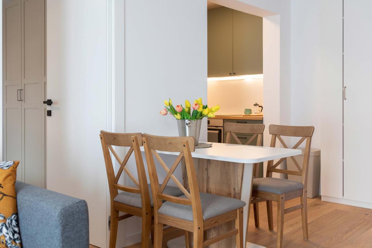 Design 2Bdr Apartment With Balcony- Free Parking Zágráb Kültér fotó